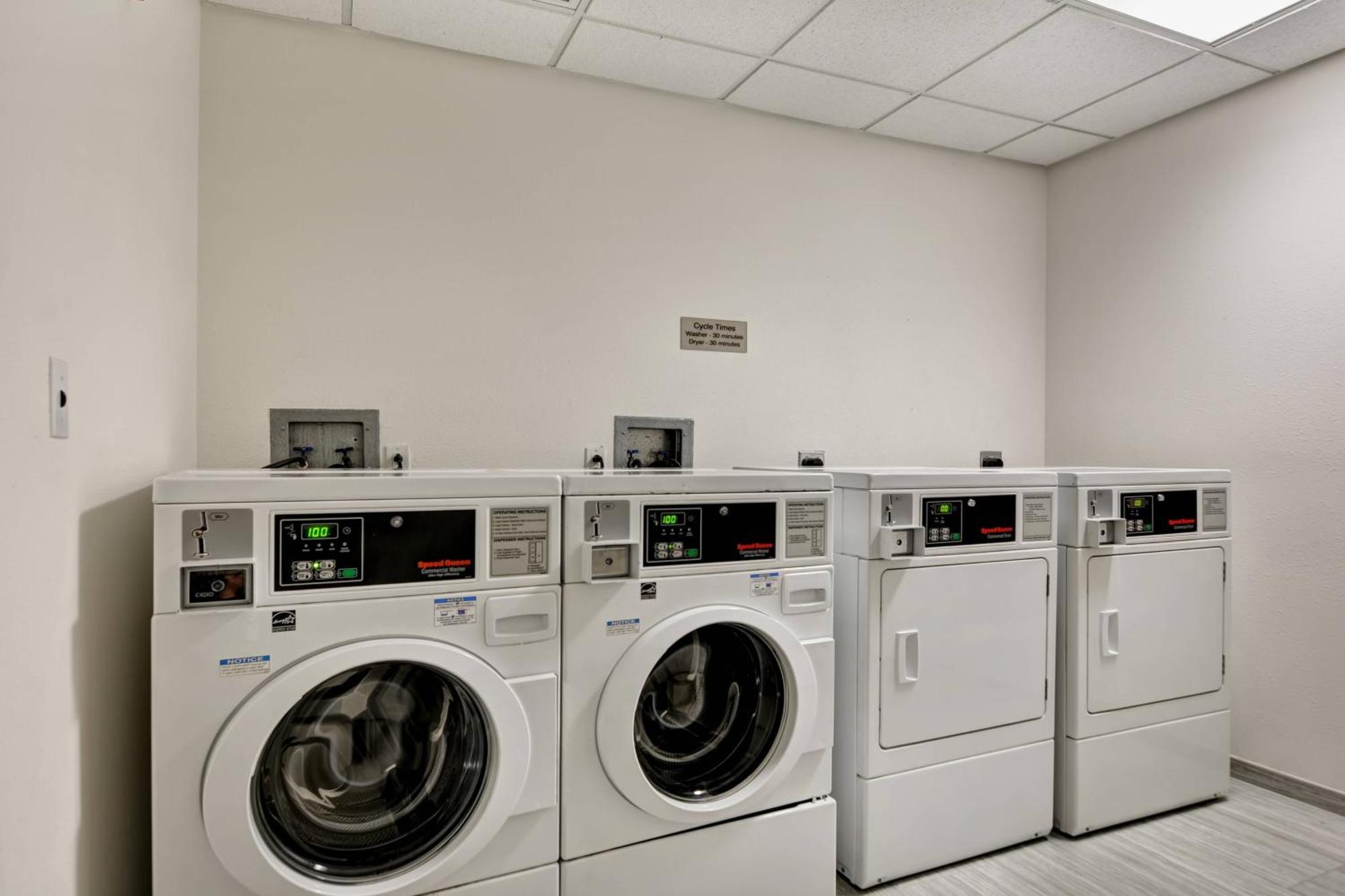 Springhill Suites By Marriott Cincinnati Midtown Экстерьер фото