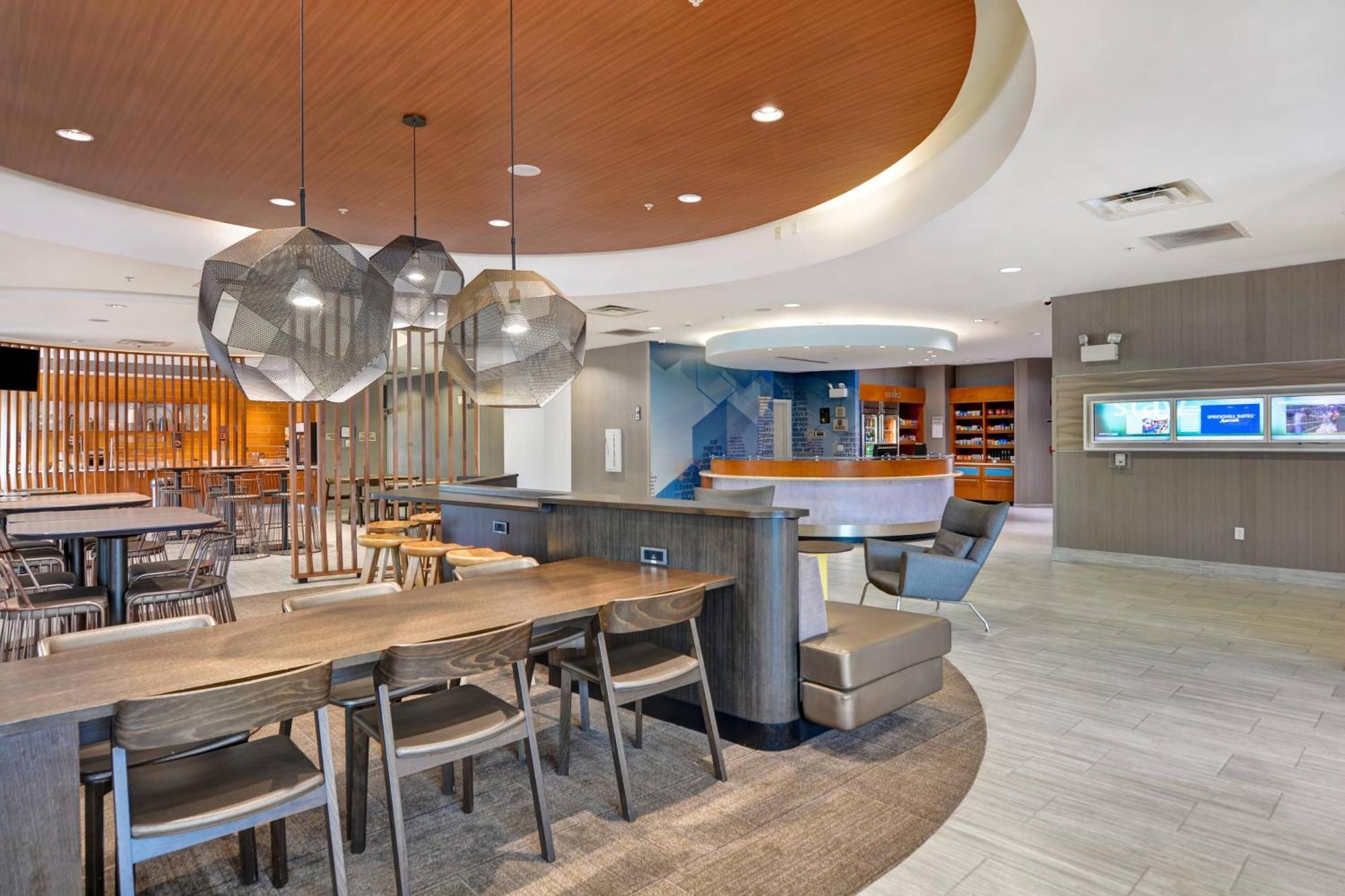 Springhill Suites By Marriott Cincinnati Midtown Экстерьер фото